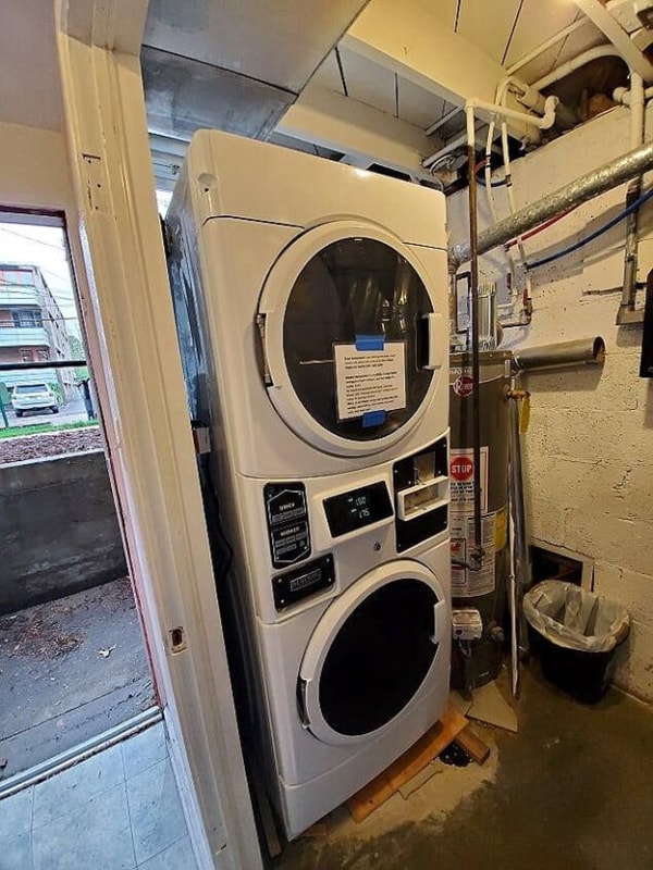 Building Photo - 2505 S University Blvd