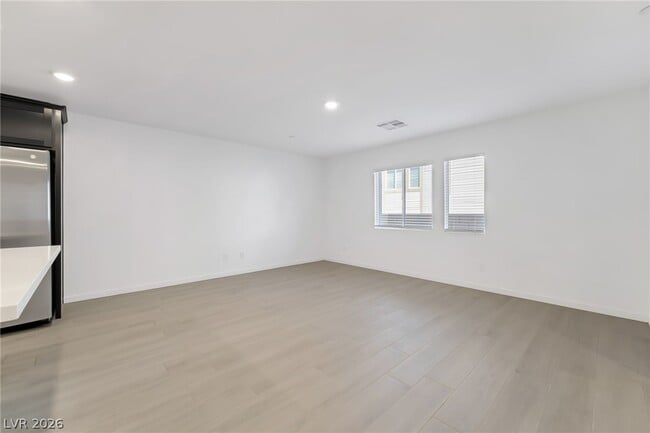 Building Photo - 146 Sul Ponticello Ave