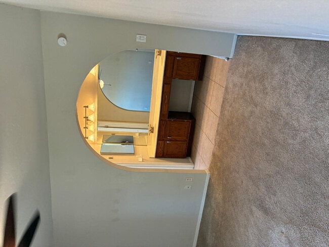 Building Photo - 5580 W Kesler St