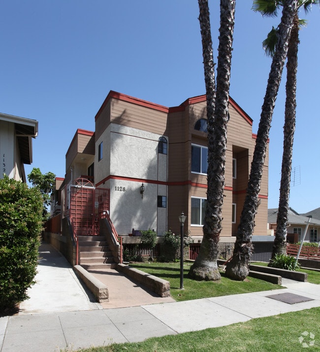 Building Photo - 1128 Alameda Ave