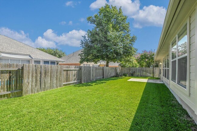 Building Photo - 2306 Oakshire Cove
