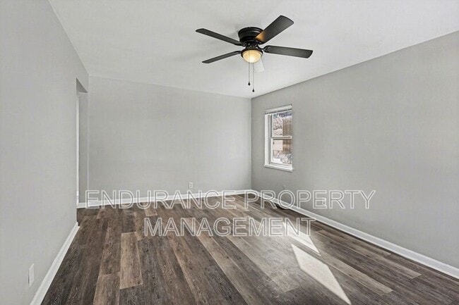 Building Photo - 326 Ernst Ave