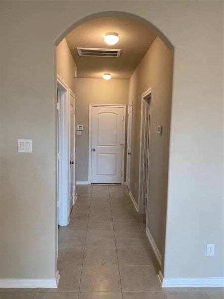 Building Photo - 16226 Rattlesnake Run Trail