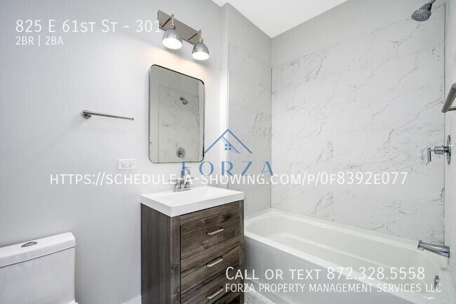 Building Photo - 825 E 61st St