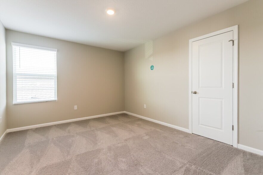 Building Photo - 936 Kelly Fern Lp