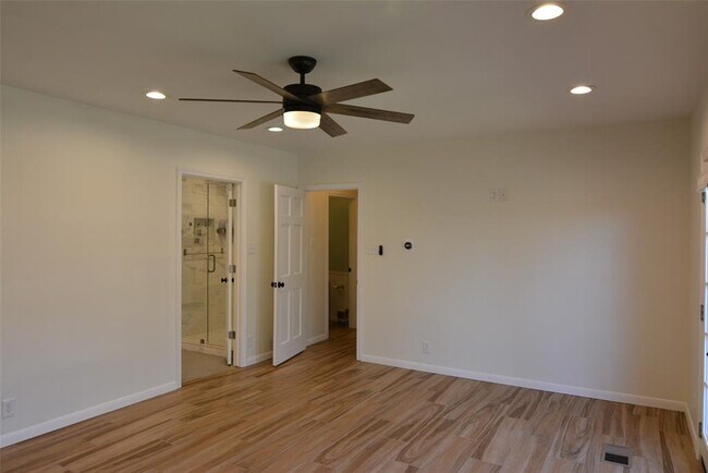 Building Photo - 3612 Serena Woods Ct