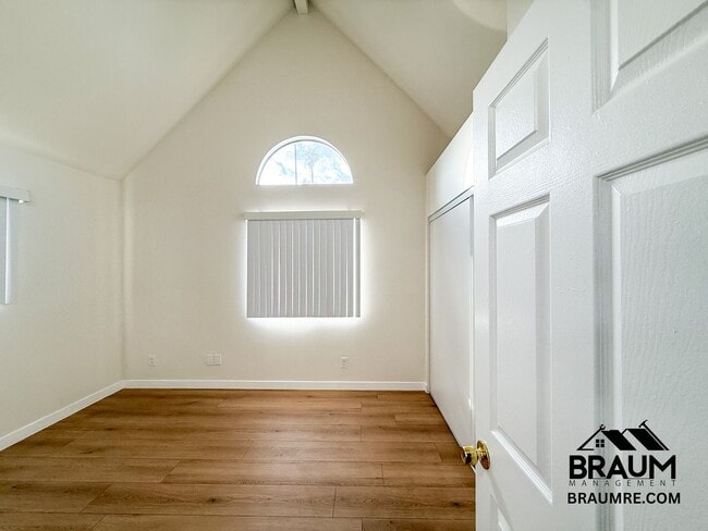 Building Photo - 14249 Friar St