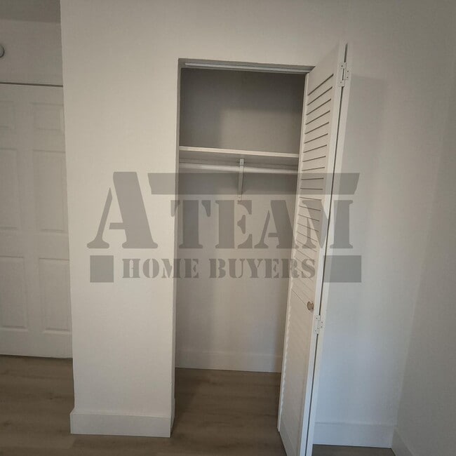 Building Photo - Fully remodeled 4-bedroom, 2-bathroom home