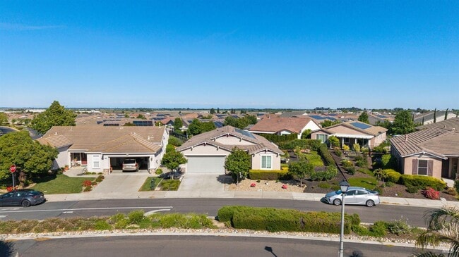 Building Photo - 295 Marks Rd