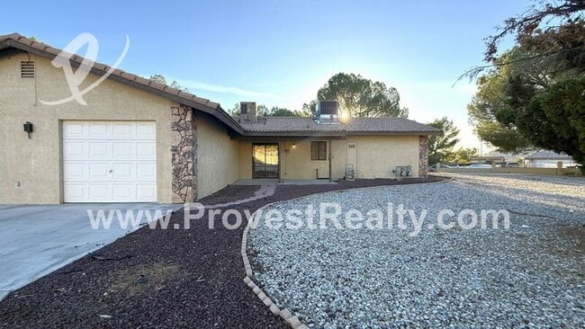 Building Photo - 15727 Tuscola Rd