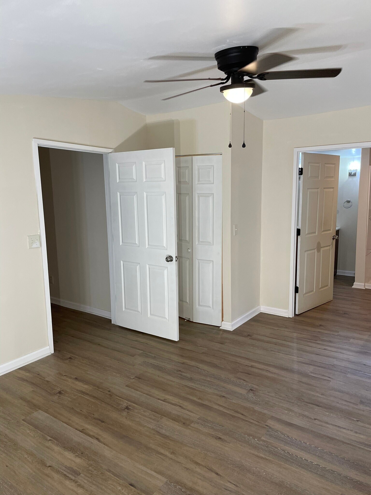 Master Bedroom - 243 Cobb St