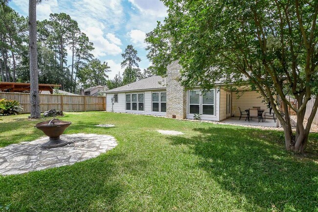 Building Photo - 19522 Dianeshire Dr