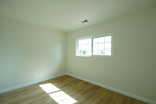 Building Photo - 14696 Joshua Tree Ave