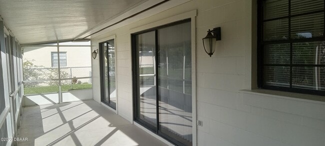 Building Photo - Large corner lot in Port Orange, Beautiful...