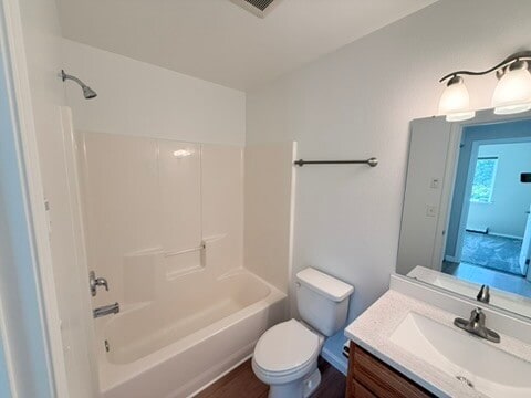 Building Photo - 345 E Victor Cir