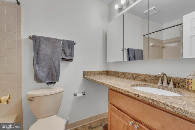 Building Photo - 5006 Dorsey Hall Dr
