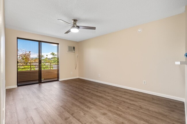 Building Photo - 2-bedroom, 2-bathroom Condo at Kihei Shores!