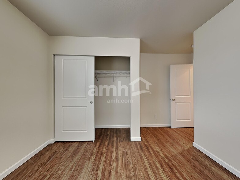 Building Photo - 11022 191st St Ct E