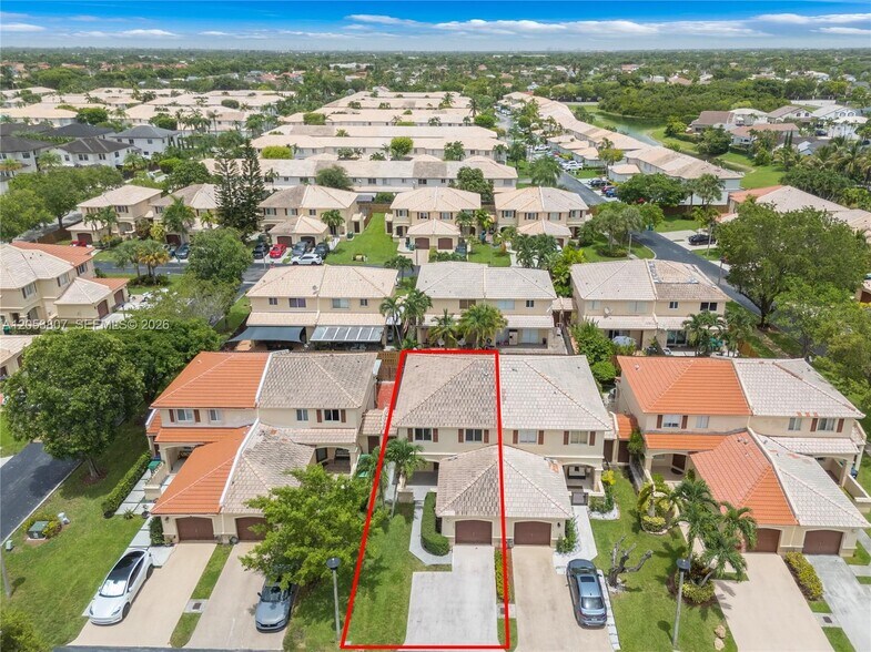 Building Photo - 7463 SW 164th Ave