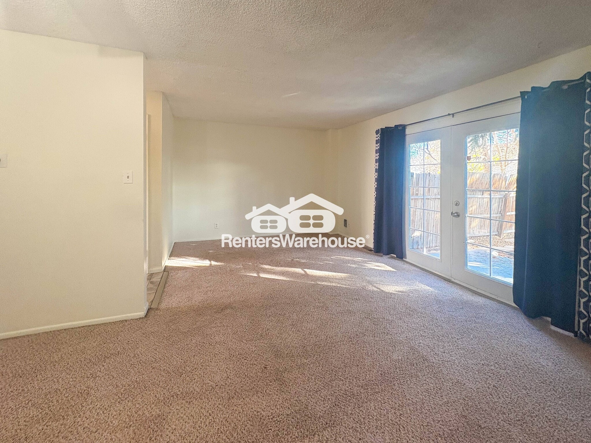 Building Photo - 632 E 116th Ave