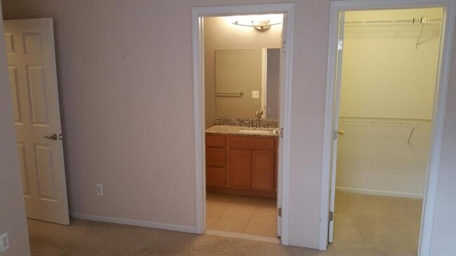 Building Photo - 4041 Cornerstone Dr