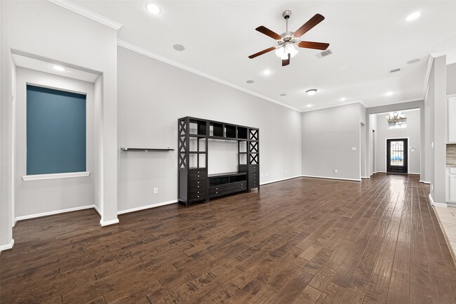 Building Photo - 3854 Fleetwood Falls Ln