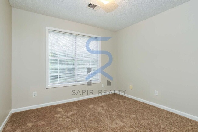 Building Photo - Room for Everyone (and Pets!) – 4BR/2BA in Covington
