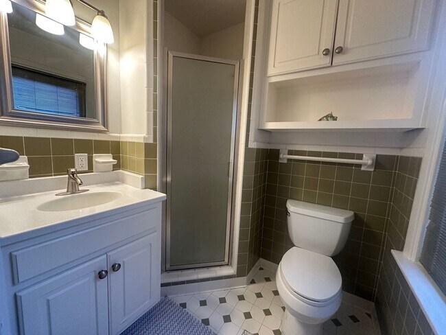 Building Photo - Call Amanda Tate at 757-289-6810 for more information