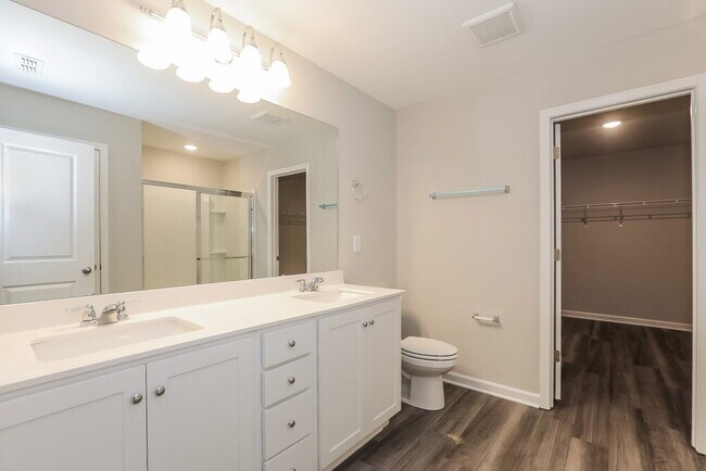 Building Photo - 4129 Kendrick Cir