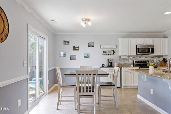 Building Photo - 110 Bray Dr