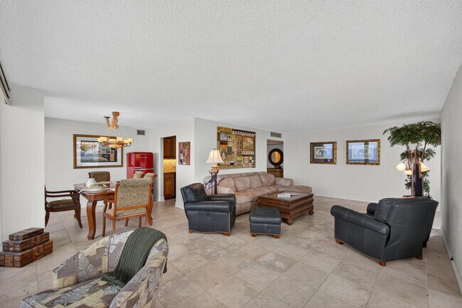 Building Photo - 5550 N Ocean Dr