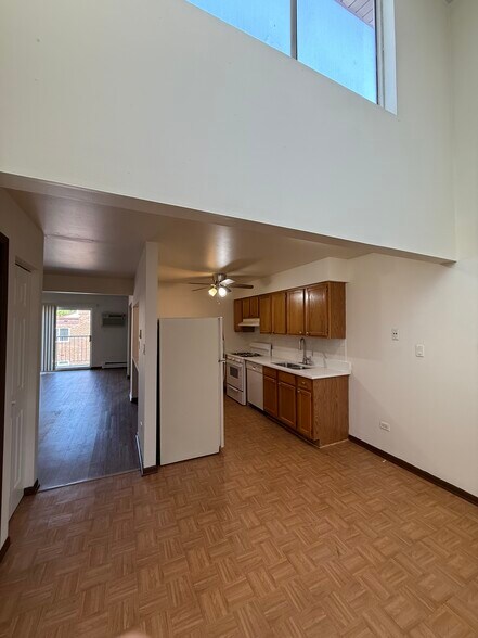 Building Photo - 490 Pleasant Run Dr