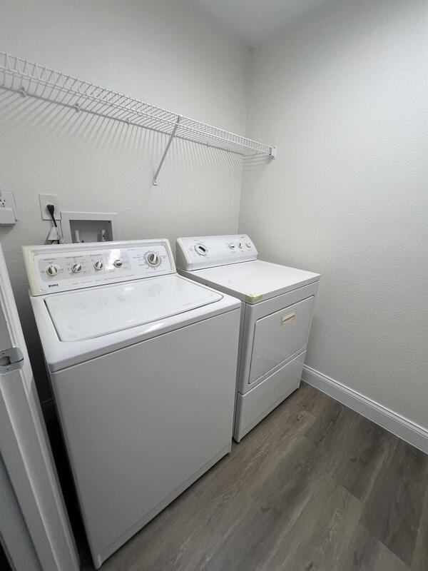 Building Photo - 1665 Slash Pine Pl