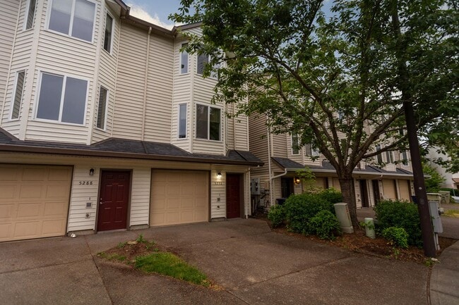 Building Photo - 5286SW