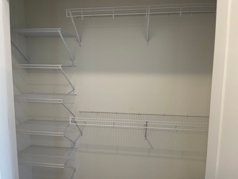 Building Photo - 3810 Ballantrae Rd