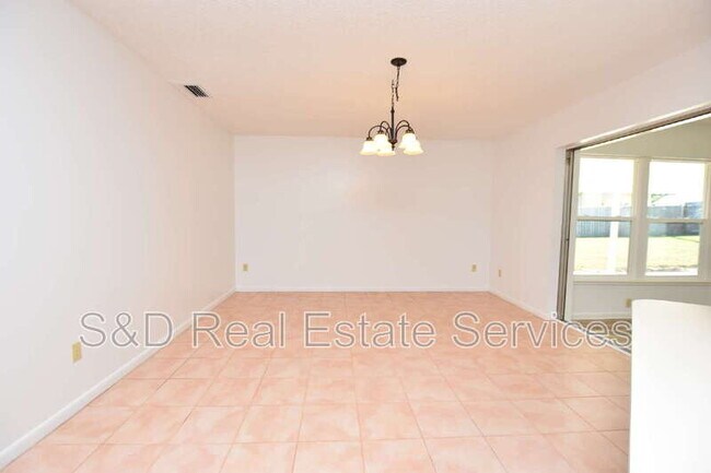 Building Photo - 4653 San Paulo Ct