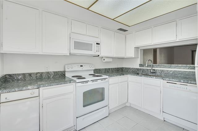 Building Photo - 4525 N O'Connor Rd