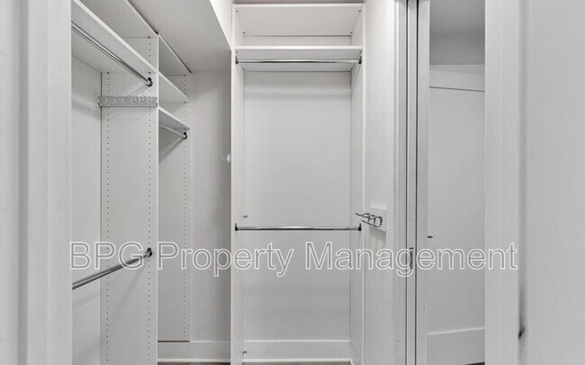 Building Photo - 4122 5th St NW