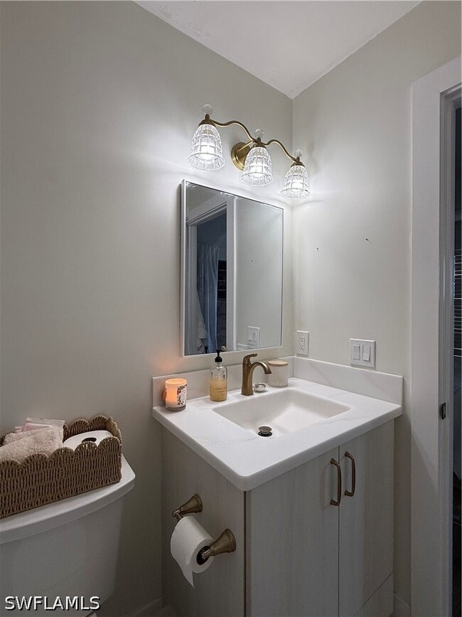 Building Photo - 6113 Lakefront Dr