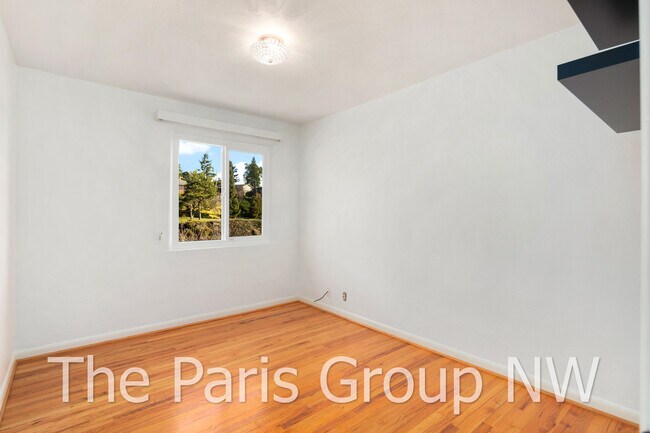 Building Photo - 12009 26th Ave SW