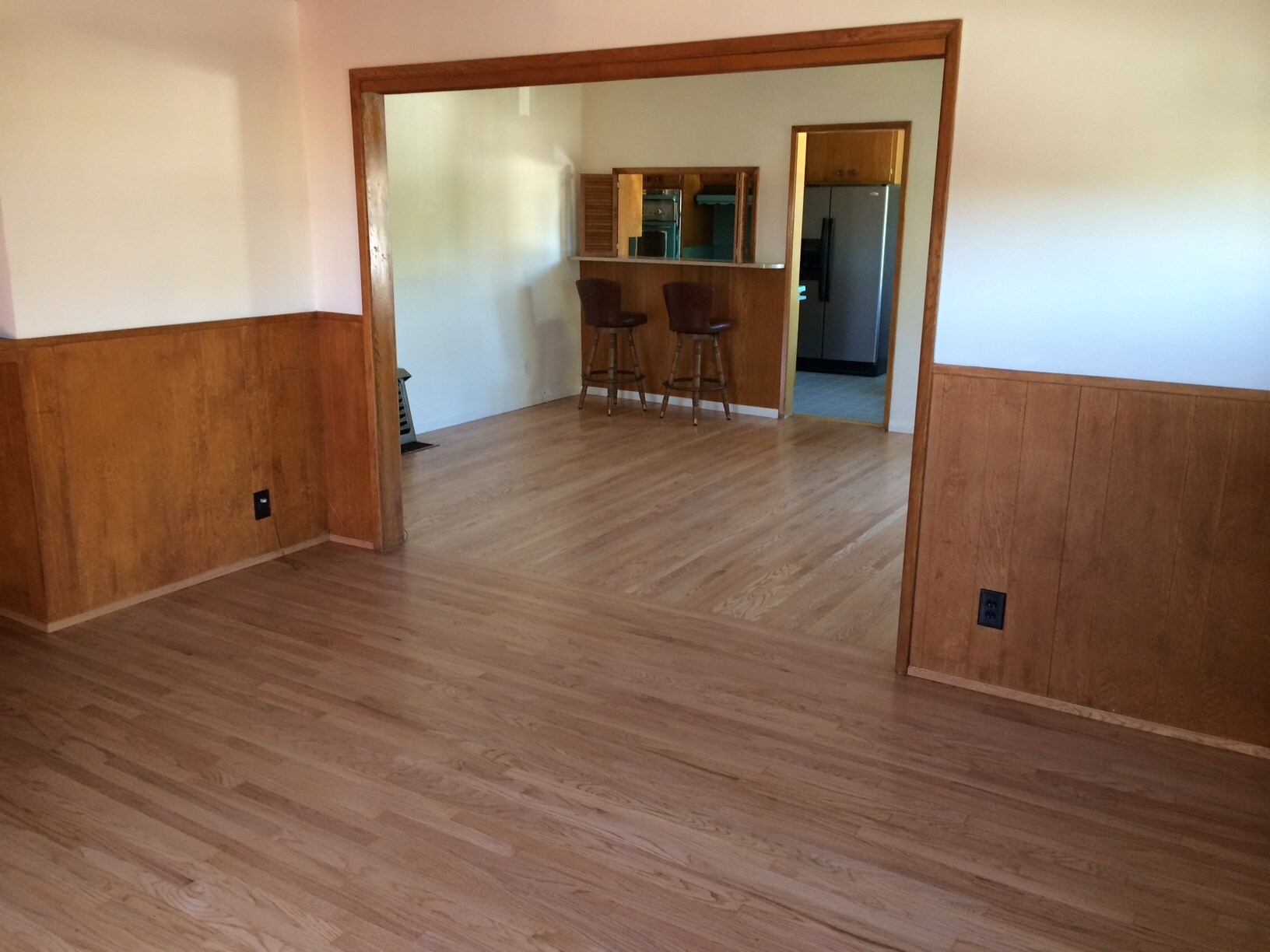 LIVING ROOM - 4327 Finley Ave