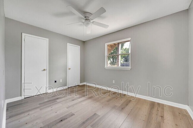 Building Photo - 1001 21st Street Ensley