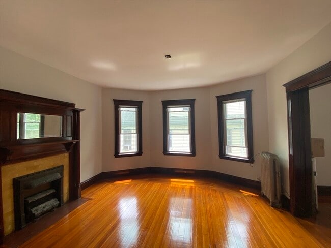 Building Photo - 62 Liberty Ave