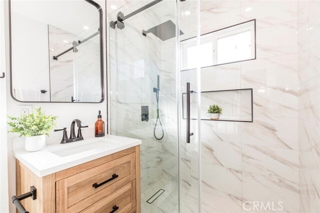 Building Photo - 8881 Morehart Ave