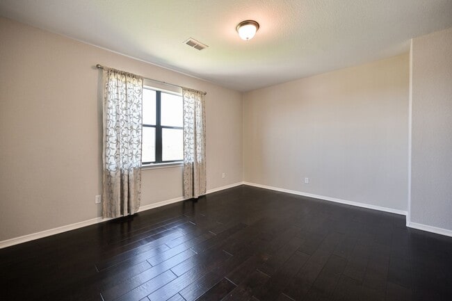 Building Photo - Lakefront Luxury Rental in Cross Creek Ranch