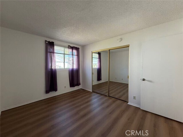 Building Photo - 21549 Ambushers St