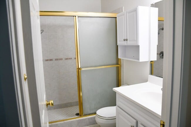 Building Photo - 1271 N Mosswood Dr