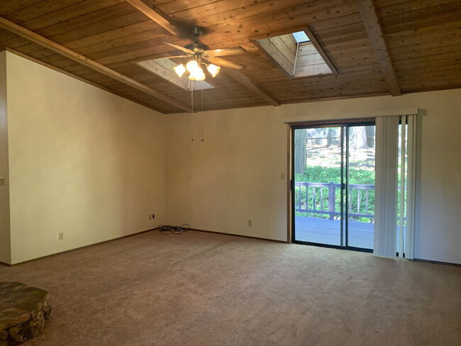 Building Photo - 3/2 near Sly Park for just $2,095!