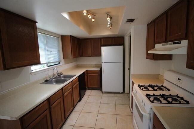 Building Photo - 5005 Cana Cove