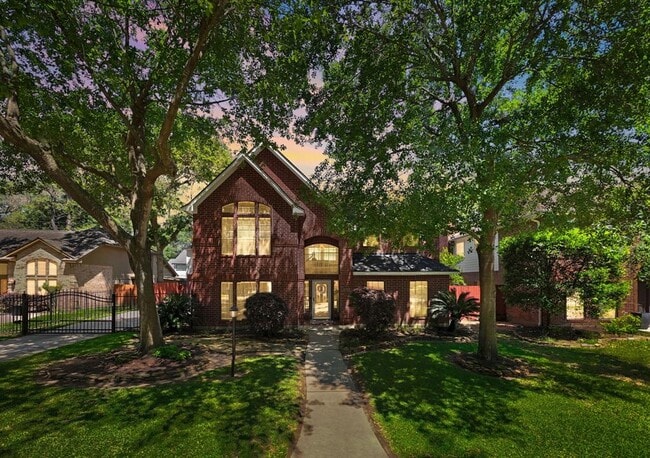 Primary Photo - 13002 Golden Rainbow Dr